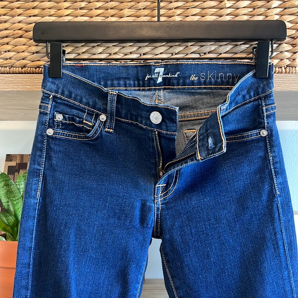 7 For All Mankind Low-Rise The Skinny Jeans, 24 - Picture 7 of 9